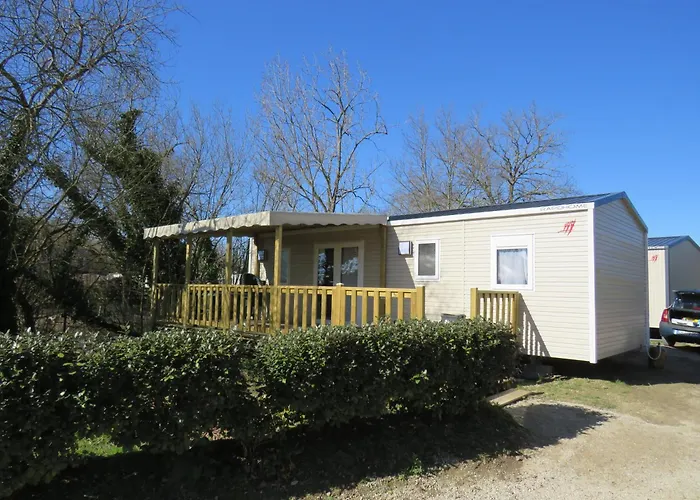 Camping Les P\'tites Maisons dans la Prairie