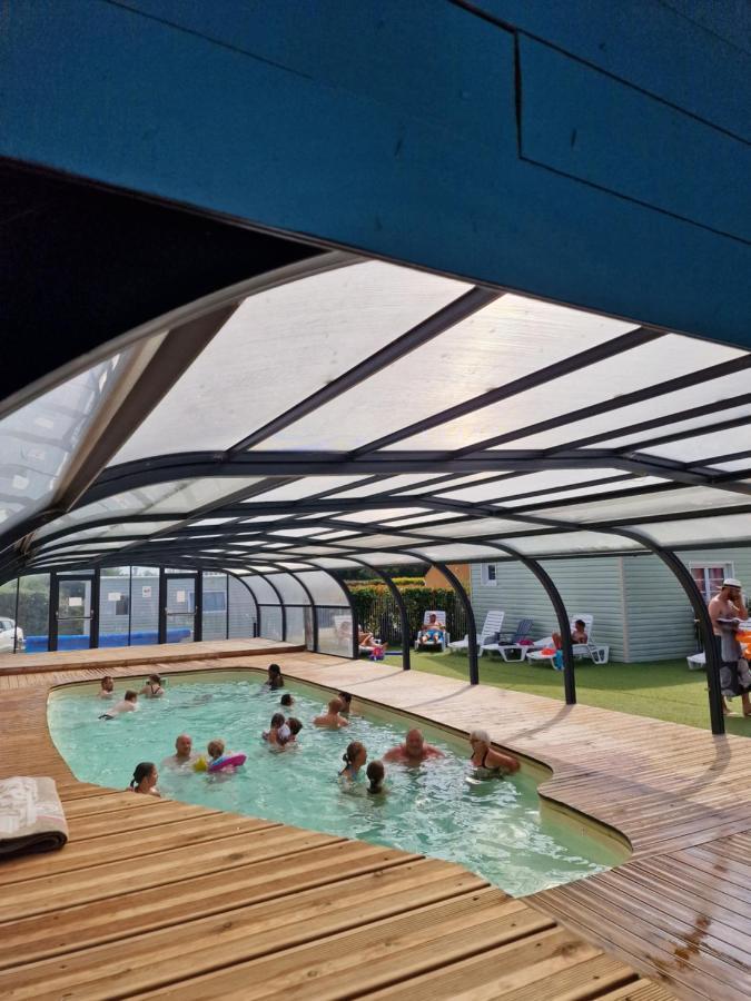 Les P'tites Maisons Dans La Prairie Camping Sallertaine