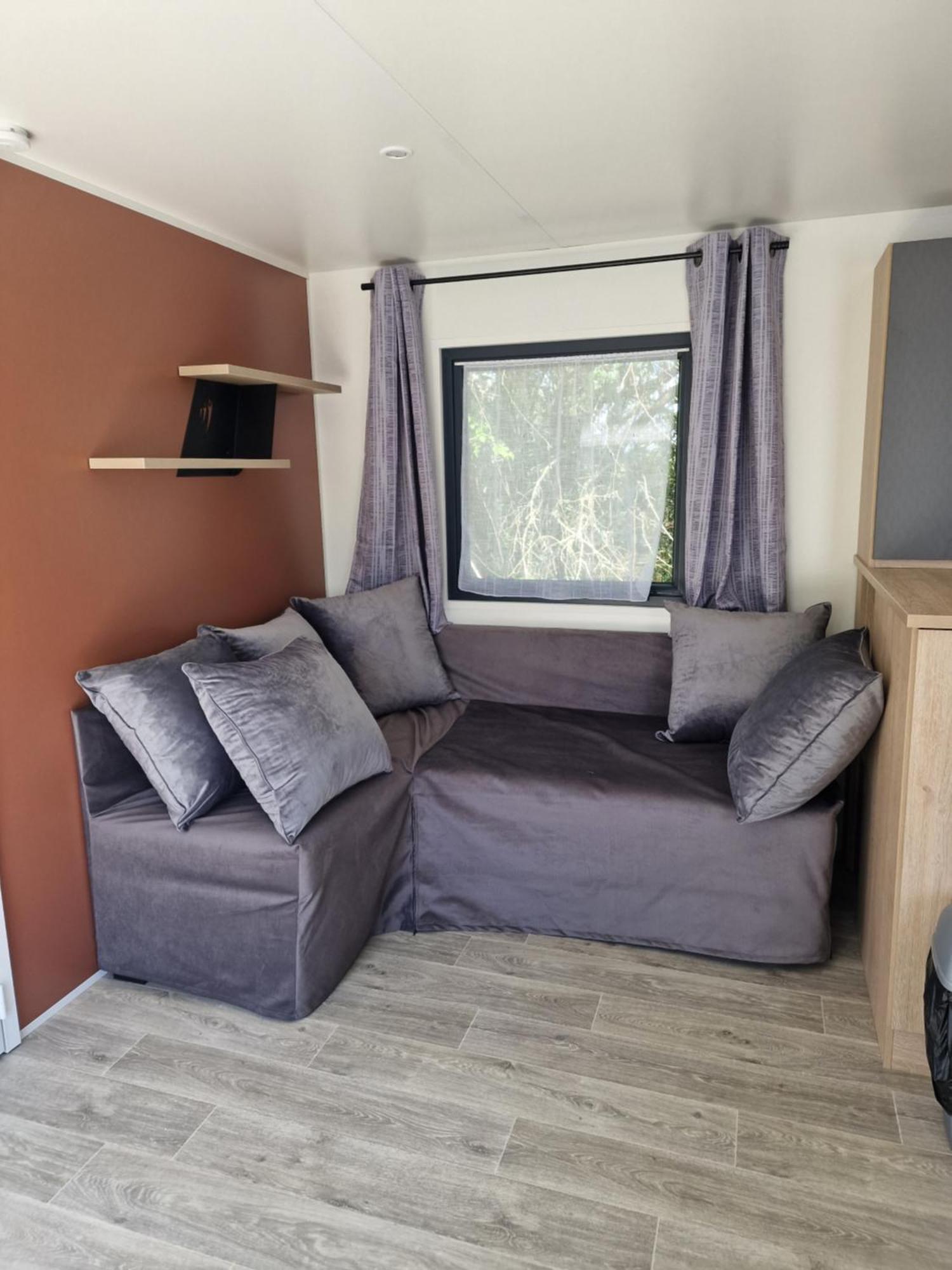 Camping Les P'tites Maisons Dans La Prairie Sallertaine
